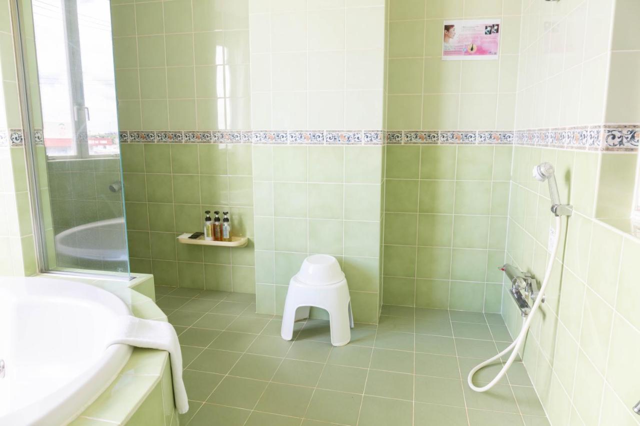 Ginowan Crystal Otel Dış mekan fotoğraf